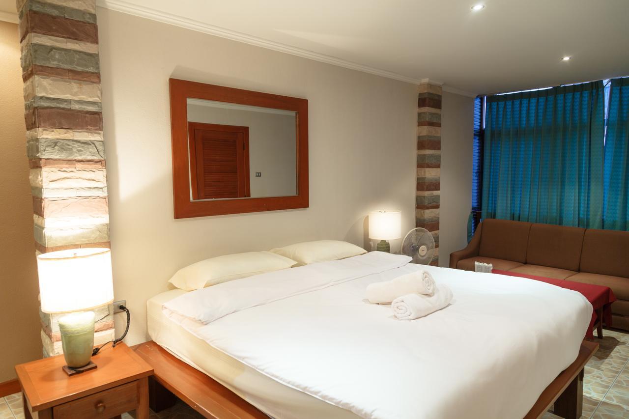 Avenue Beach Hotel Jomtien Beach Eksteriør billede